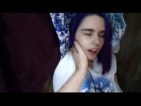❤️ I kitea taku tuahine i roto i te kaapata ka awhina ia ia ki te cum ☑ Pono pakeke i a matou ❌️
